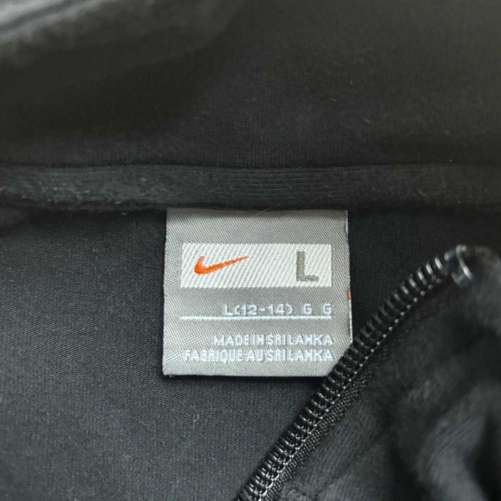 Nike Athletic Fitted Zip Up Long Sleeve Black Top - Picture 7 of 7